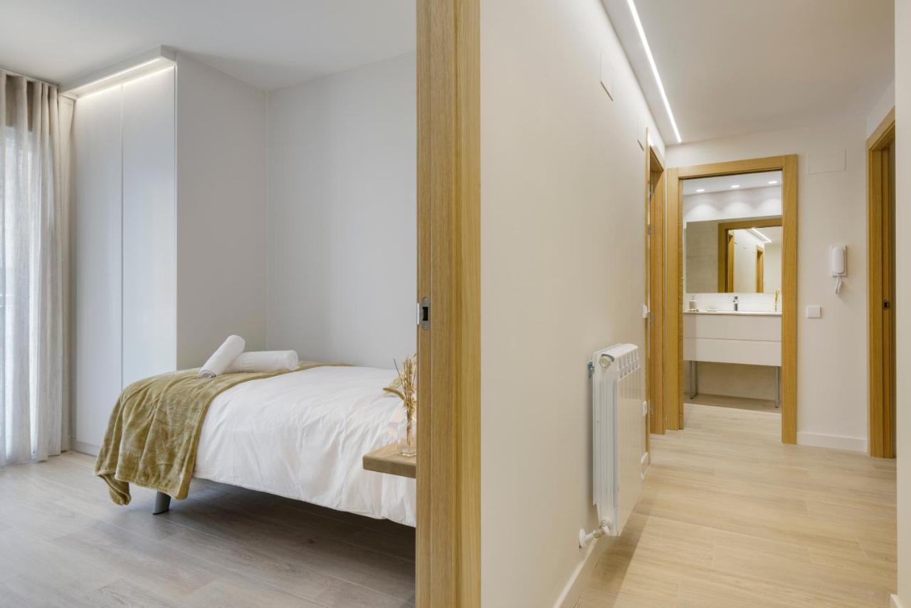 Apartamentos La Muralla De Jaca Extérieur photo